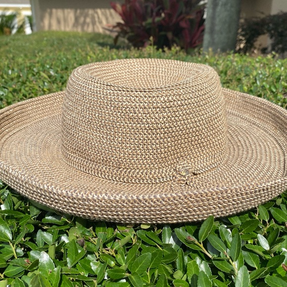 Betmar New York Brown Black Sun Hat Women Straw Hat - Picture 1 of 7